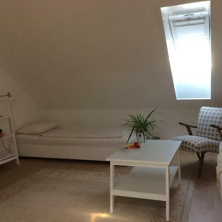 Haus Am Wald Homestay *